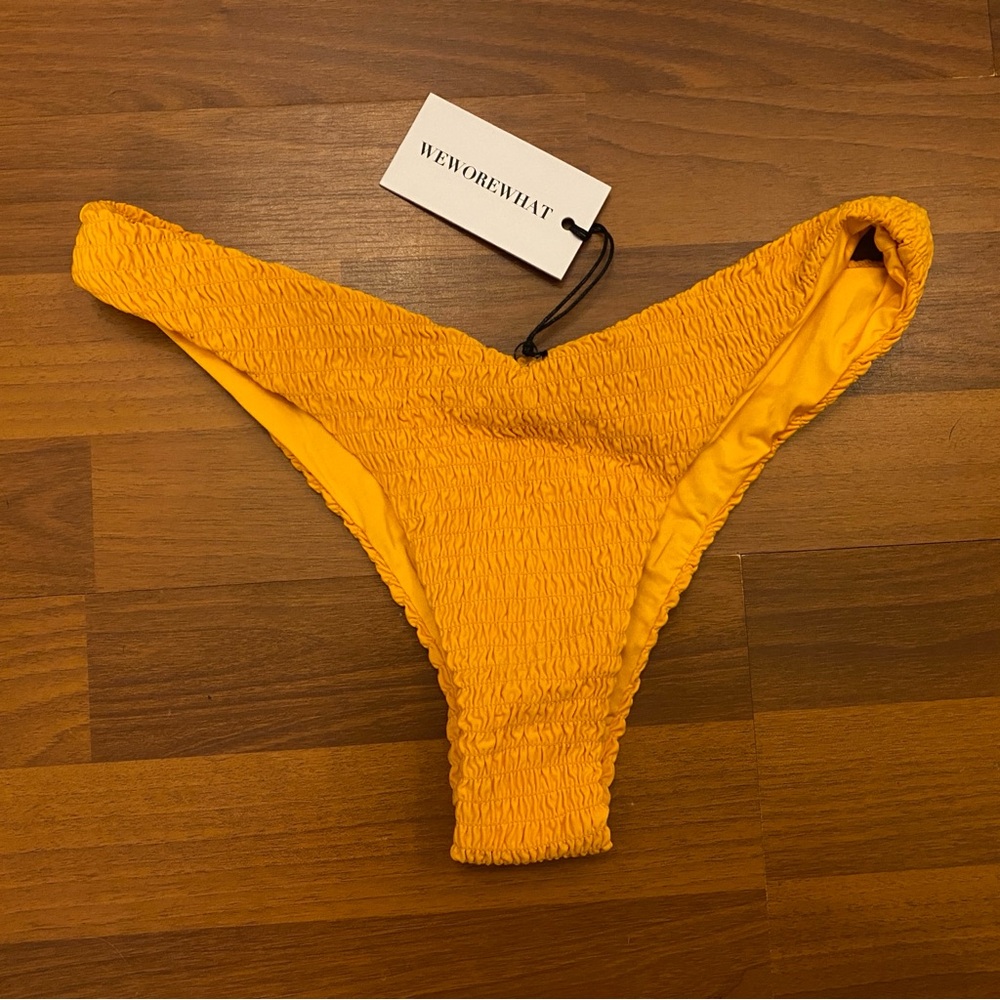 WeWoreWhat Delilah Bikini Bottom - Picture 2 of 8